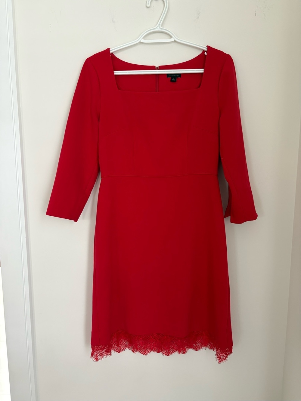 Ann Taylor Red Square-Neck Lace Hem 3/4 Sleeve Sheath Dress Size 0 - Picture 3 of 8